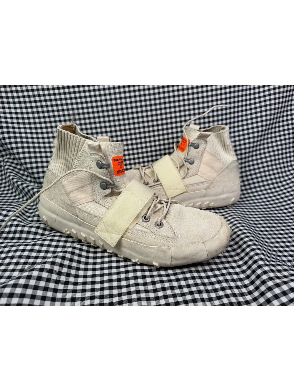 BRANDBLACK Mil-Spec Hiker Sneakers Men’s 9 Cream Suede Vibram Litebase High Top